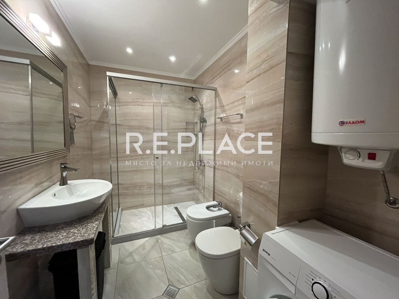 Продава се Двустаен апартамент в к.к. Златни пясъци - 55 кв.м за 1910 €/кв.м - Снимка #12