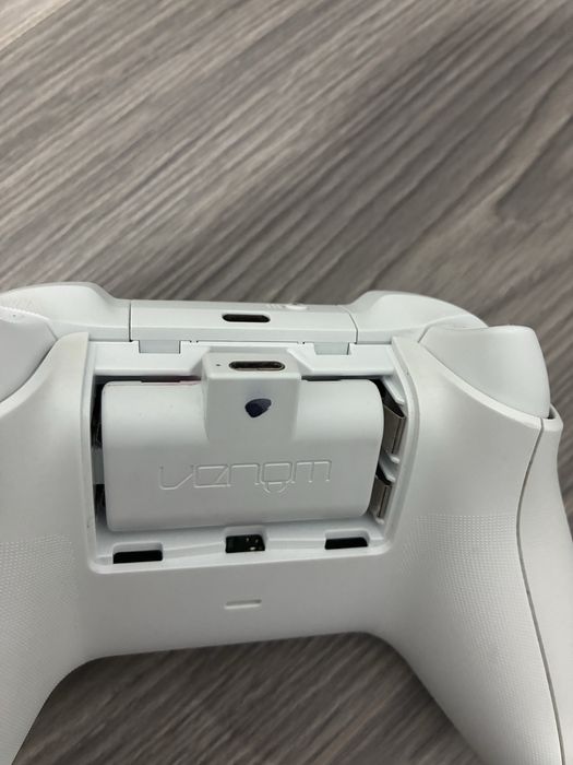 Xbox series S 2 controllere