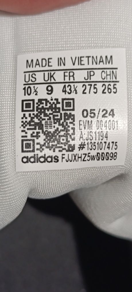 Нови ADIDAS Originals маратонки