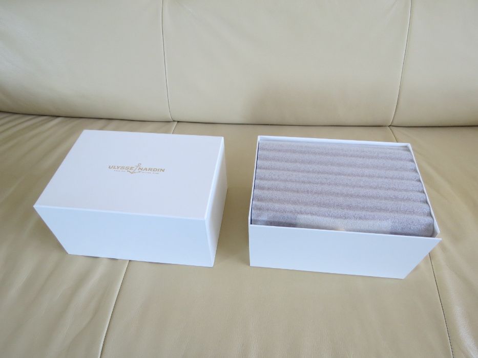 Cutie ceas bijuterii Ulysse Nardin ! Noua !
