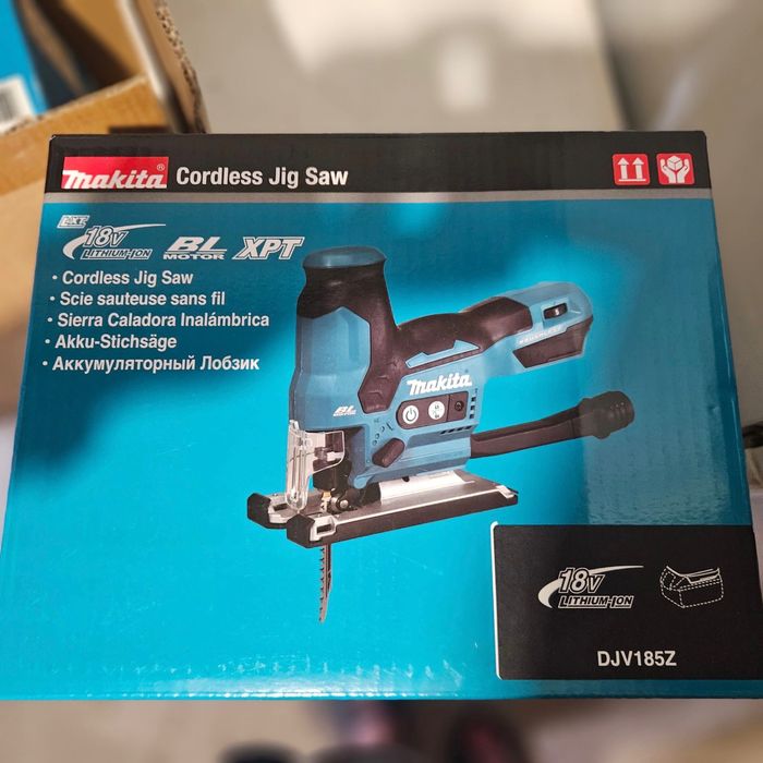 Pendular Makita DJV185Z
