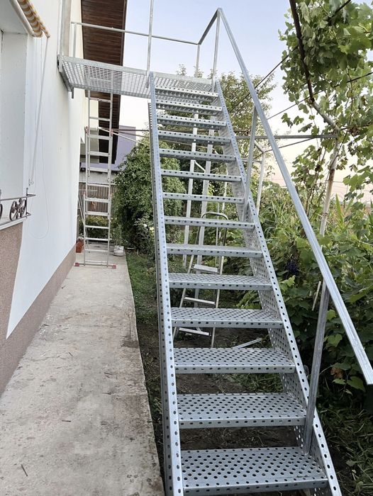 scarii metalice zincate exterioare și pentru incendii , platforme, pod