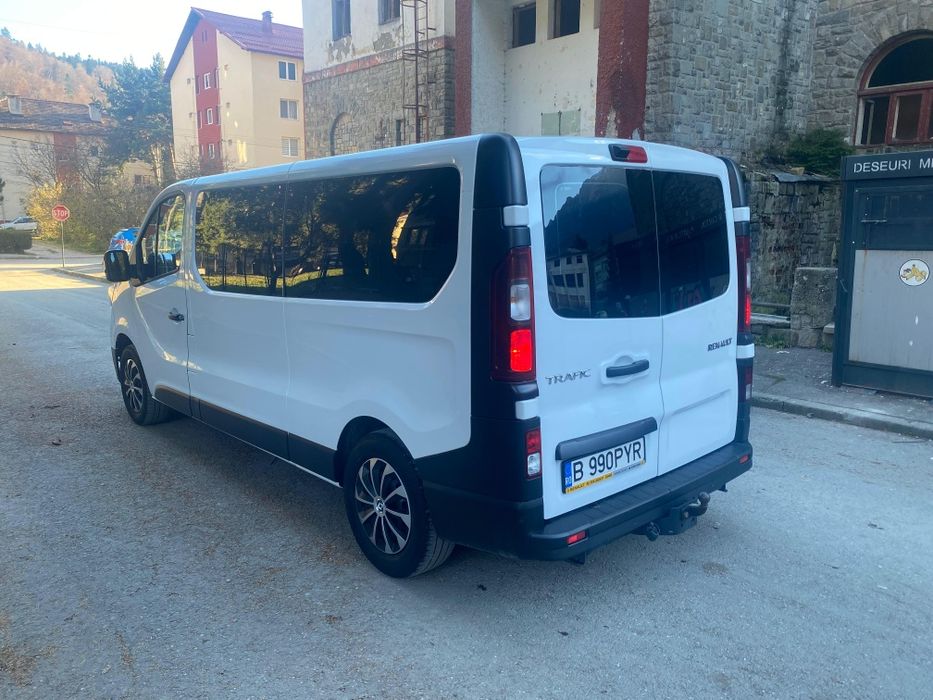 Renault Trafic 2022 9locuri 2.0M9R Lung Vivaro Transporter Vito T6 T5