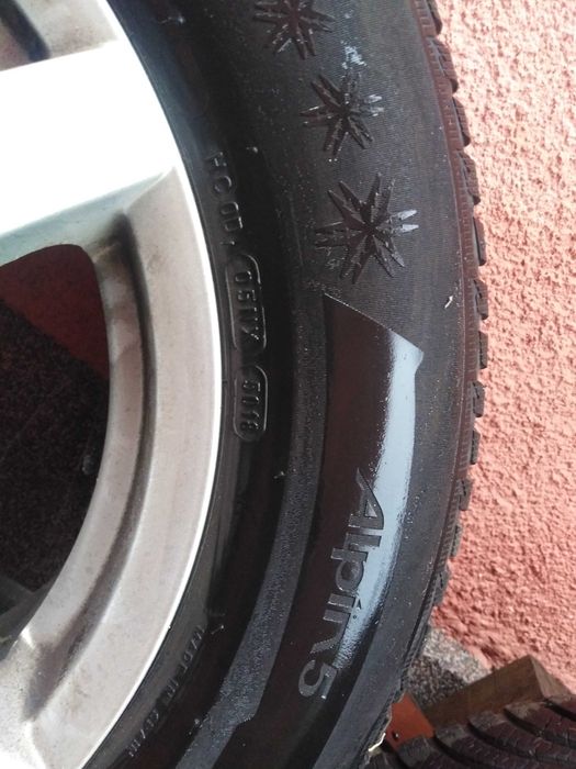 Jante cu anvelope de iarna Michelin Alpin 5