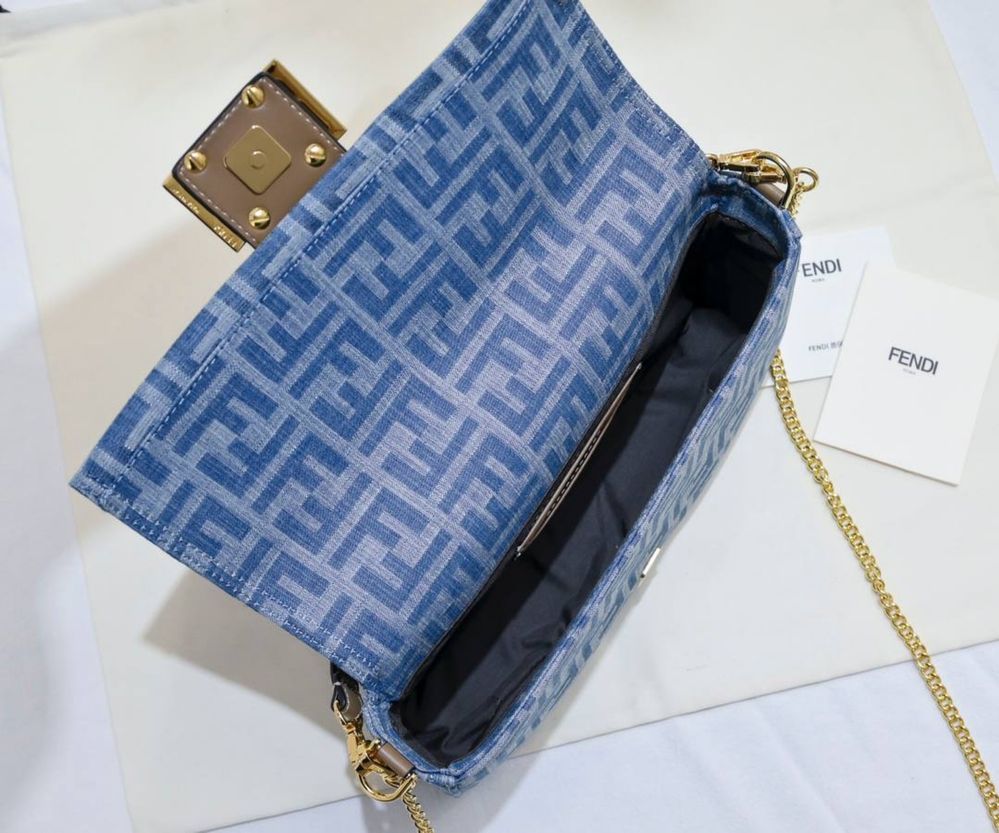 Дамска чанта Fendi топ модел