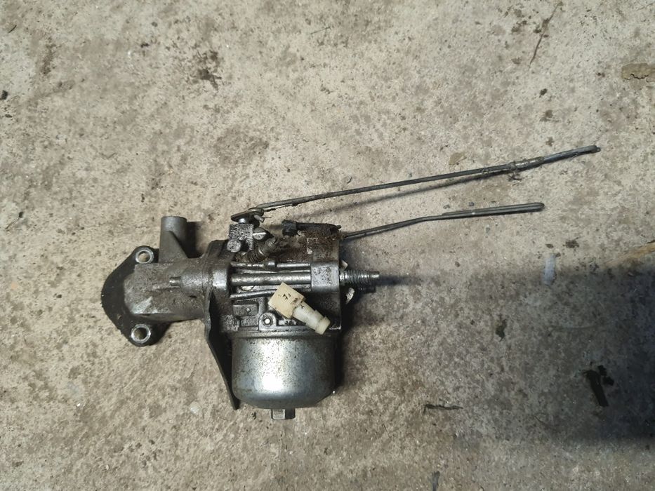 Carburator briggs stratton