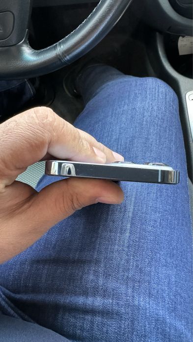 Iphone 13 pro max 512G karopka dokument 77% batare