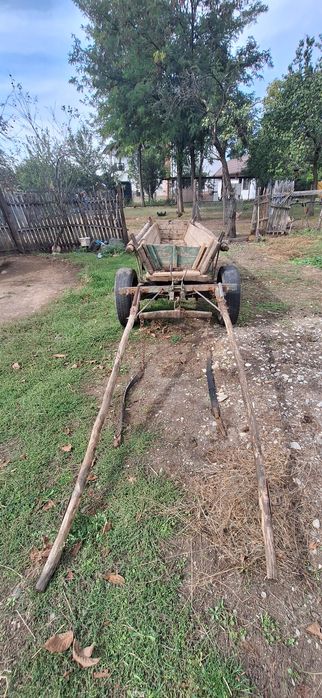 Căruță De vanzare