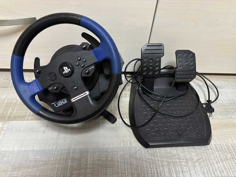 Волант с педали T150 Thrustmaster PS3, PS4, PS5