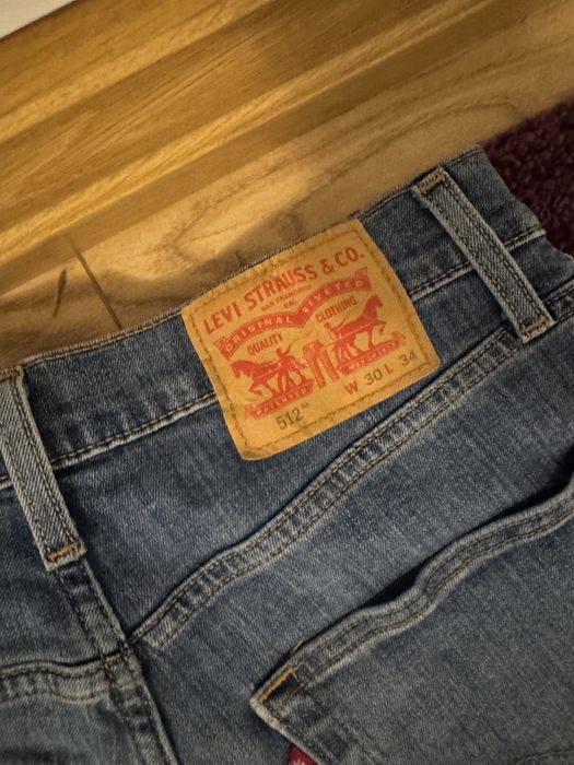 Blugi Levi’s bărbați