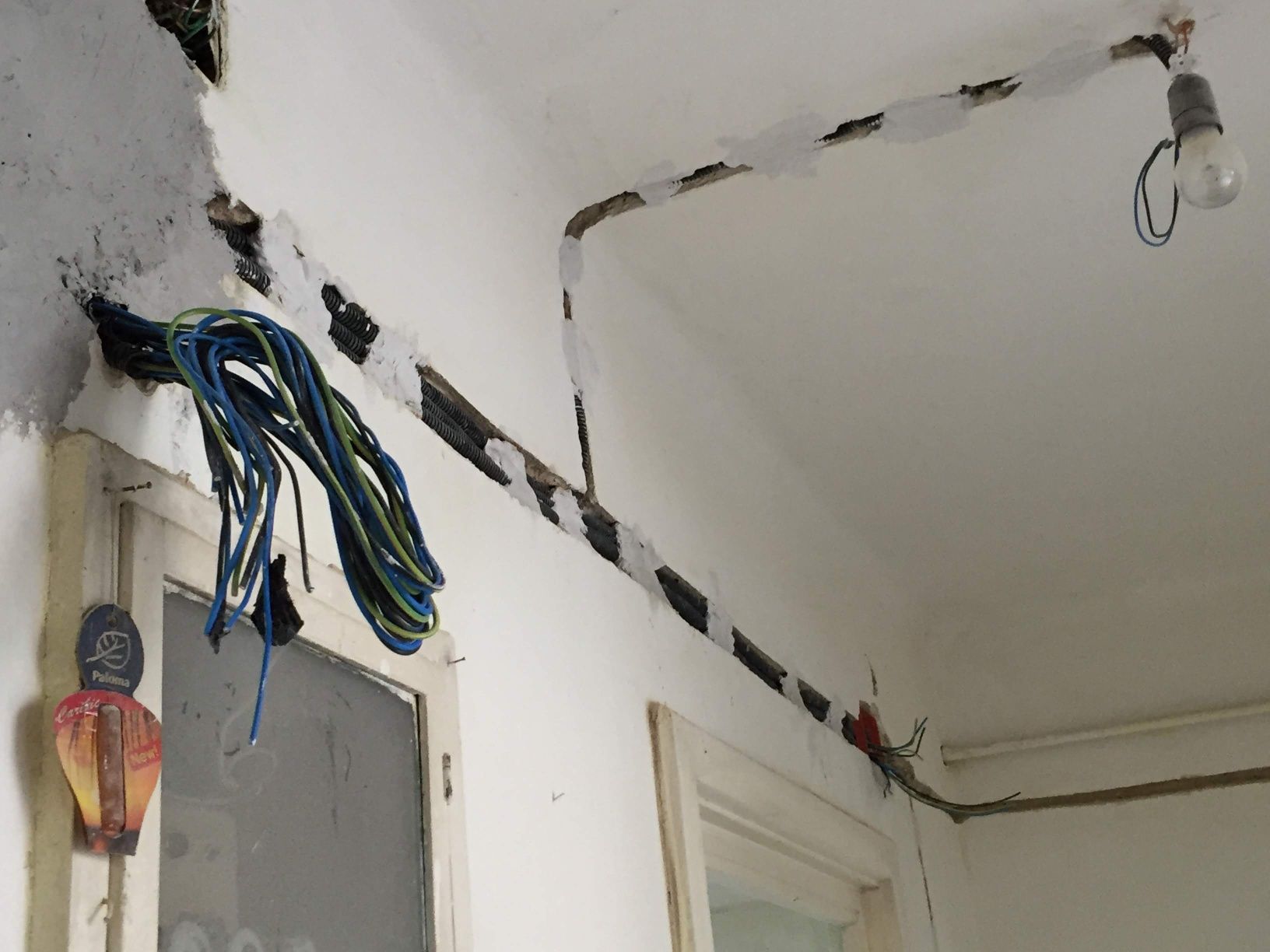 Electrician cu experiență
