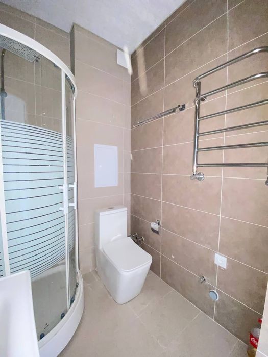 Продается 2х-комнатная квартира 
в ЖК «IZZAT». на ул. Иззат