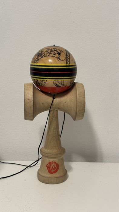 Kendama custom KROM – Pro Model Ken Davide + Tama Pro Bonz