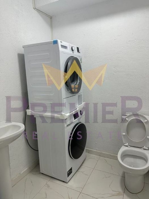 Дава се под наем Тристаен апартамент в Варна, Бриз - 165 кв.м за 1300 € - Снимка #7