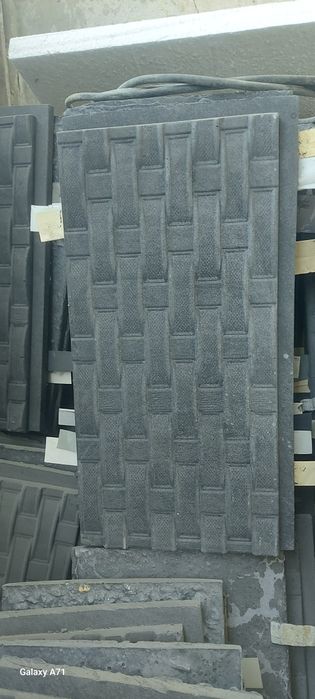 Fasadniy pilitka qoliplari sotiladi