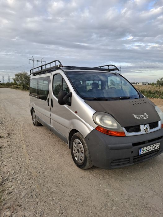Renault Trafic 8+1 extra long cu portbagaj deasupra si scara