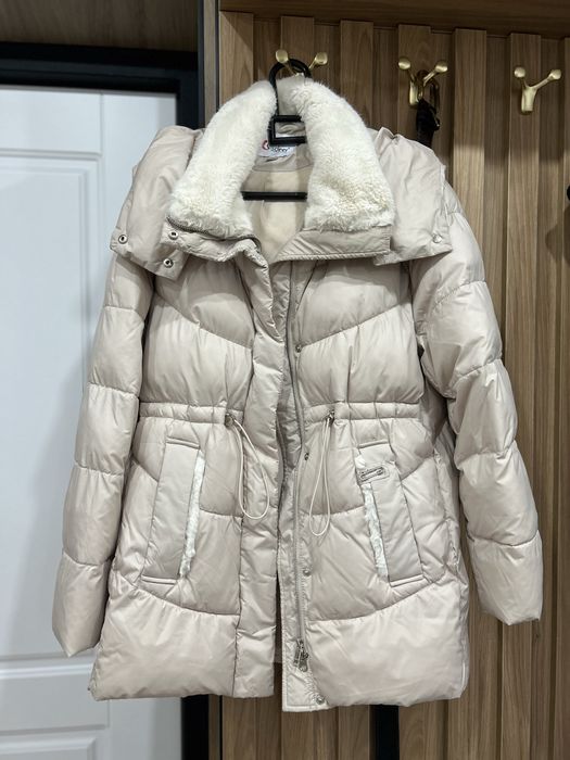Куртка   Бежевая зимняя
