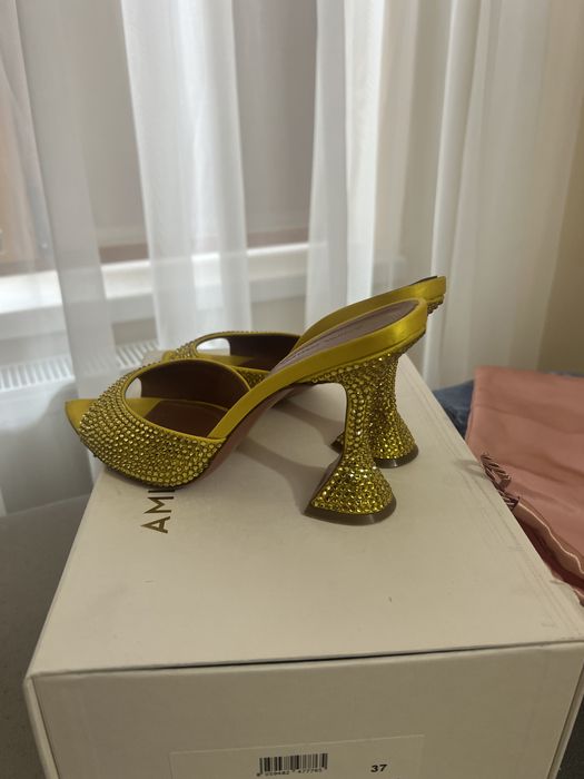 Papuci cu toc Amina Muadi