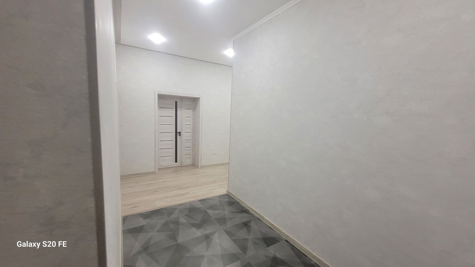 Продаётся дом 4 комнаты 180 кв.м.