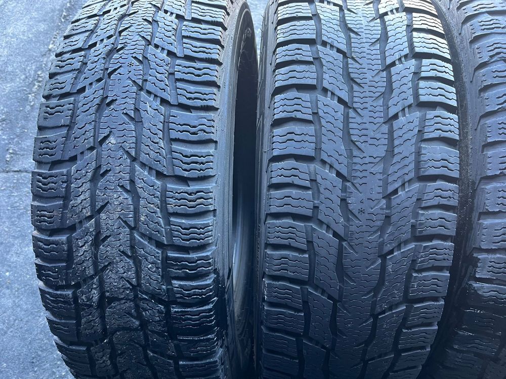 Anvelope iarna 225/75/16C Nokian