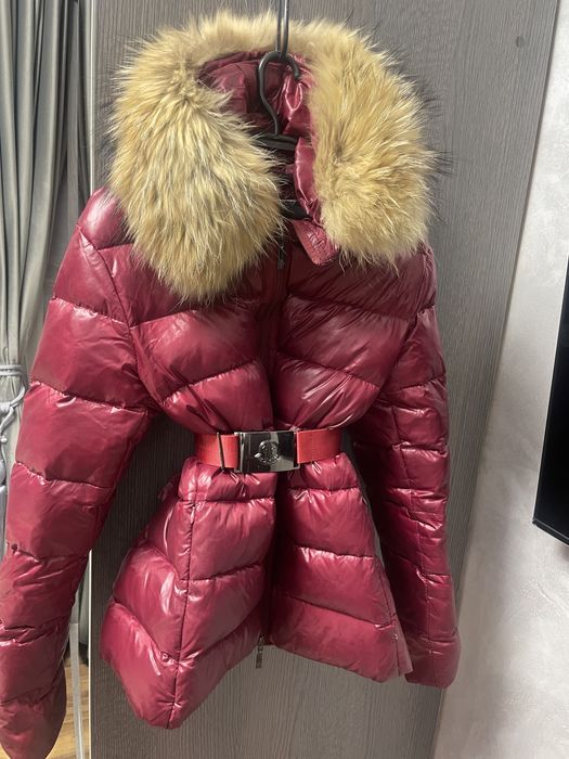 Geaca moncler cu puf de gasca,+curea