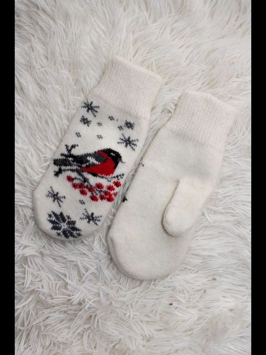 Комплект варежки и носки "Снегири"