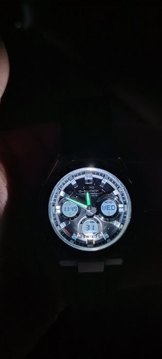 Часовник Casio GST-W110