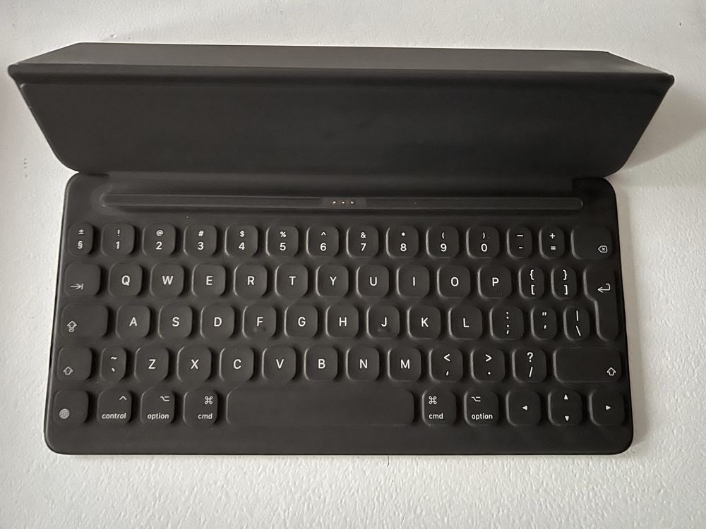 Husa cu Tastatura Apple iPadPro - Smart Keyboard - NEGRU