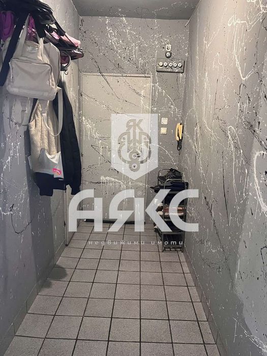 Тристаен апартамент в кв. Обеля 1