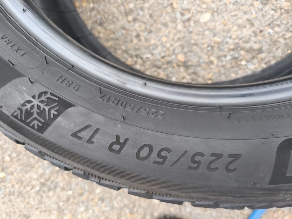 225/50/17" 2бр Michelin pilot alpin 5,dot4521,7mm