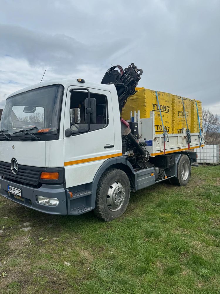 Mercedes Atego basculabil si macara de 4 t
