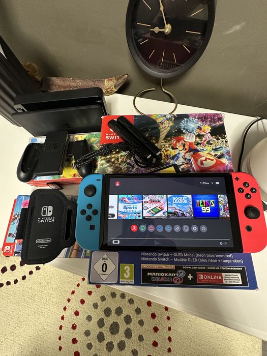 Nintendo Switch OLED full box
