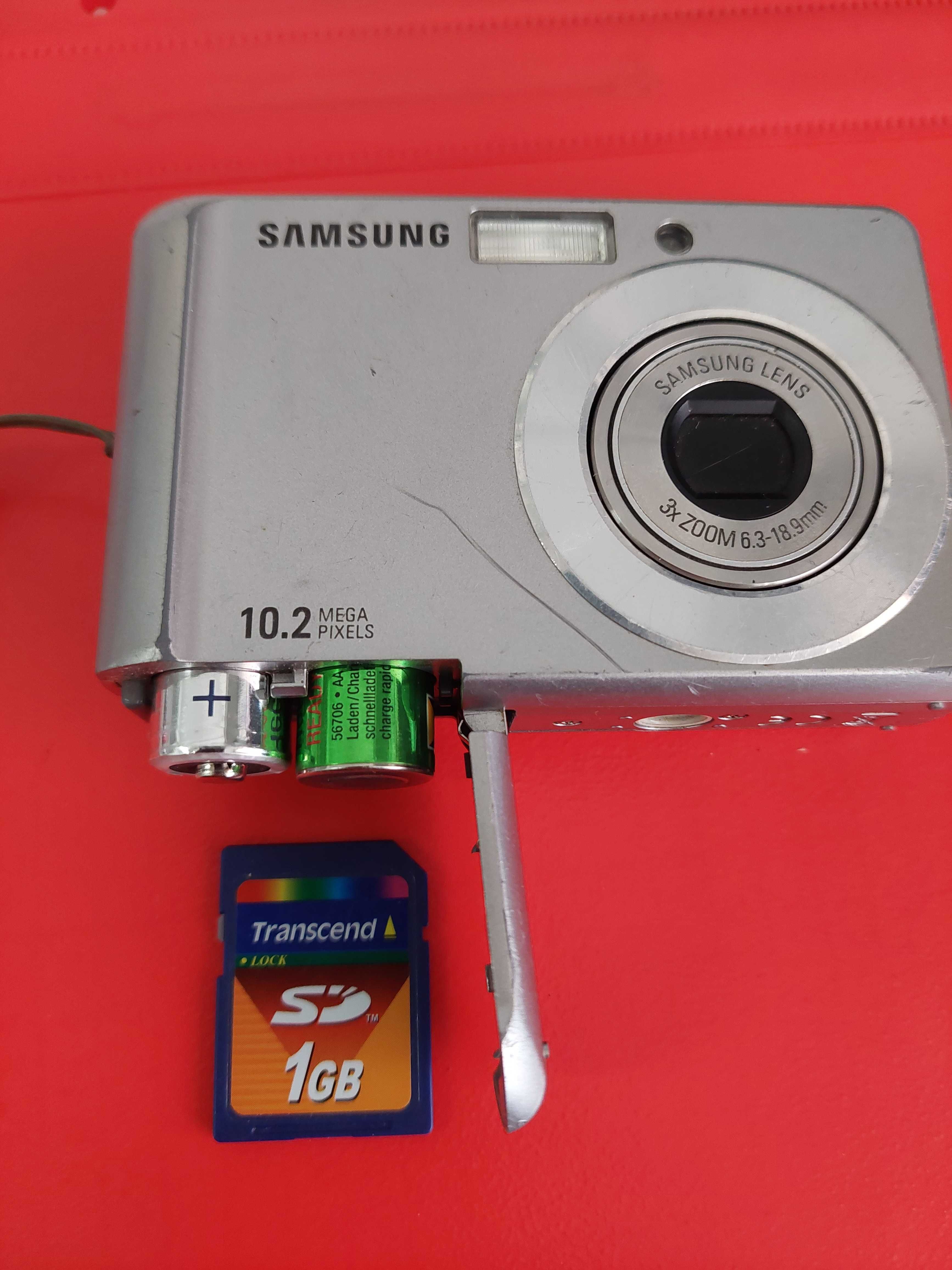 Samsung ES15 cu SD card inclus 1Gb