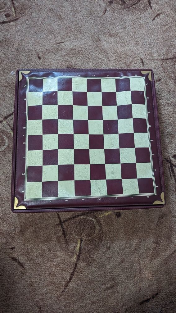 Vând Șah 2in1 Table