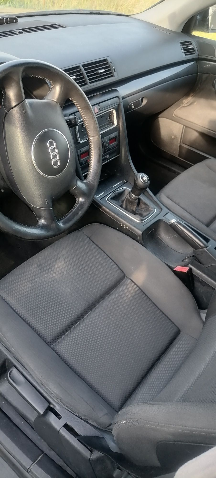 Dezmembrez Audi A4 b6 1.6 ALZ