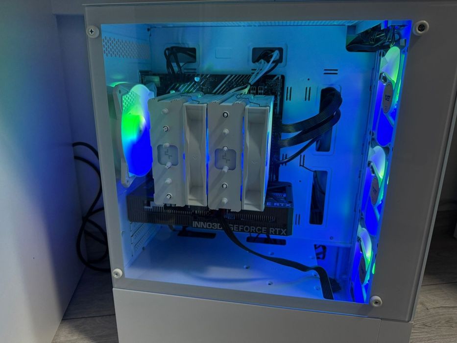 Vând Setup Full  Gaming Rtx 5060