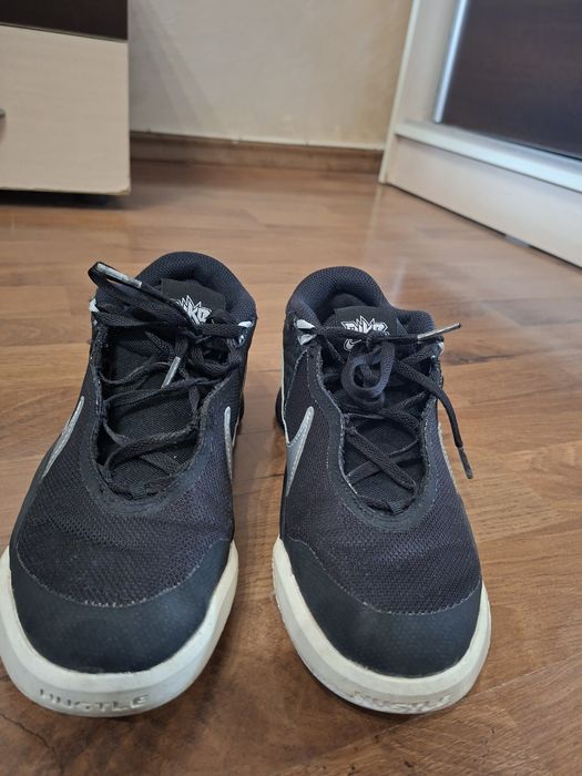 Обувки на Nike. Оригинални са