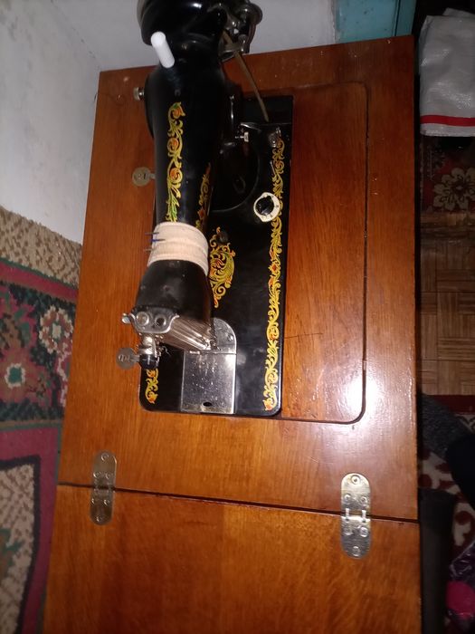 Продам машинку швейную,в отличном состоянии,шьёт отлично