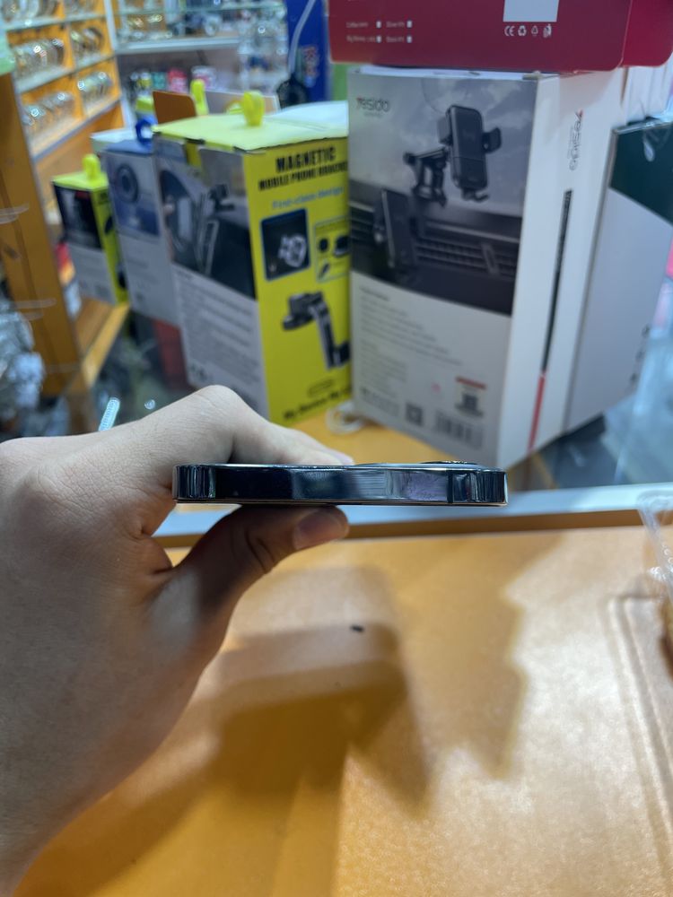 Iphone 12 pro icloud tuwgan