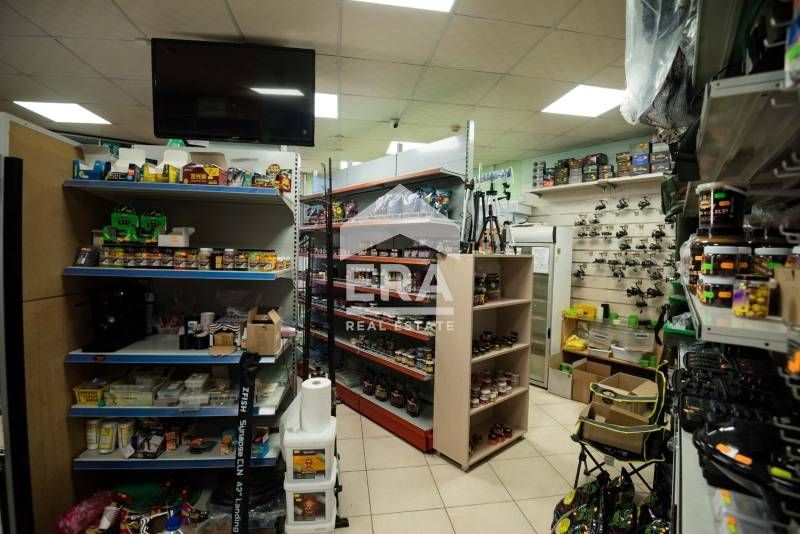 Продава се Магазин в Силистра, Център - 179 кв.м за 1336 €/кв.м - Снимка #3