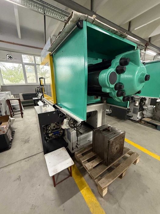 Mașină de injecție ARBURG ALLROUNDER 470 C– touchscreenul nu mai merge