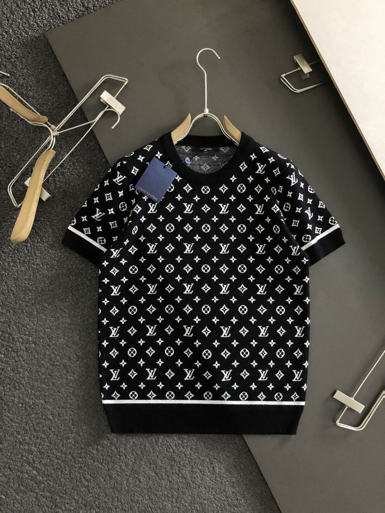 Tricou Louis Vuitton Calitate Premium