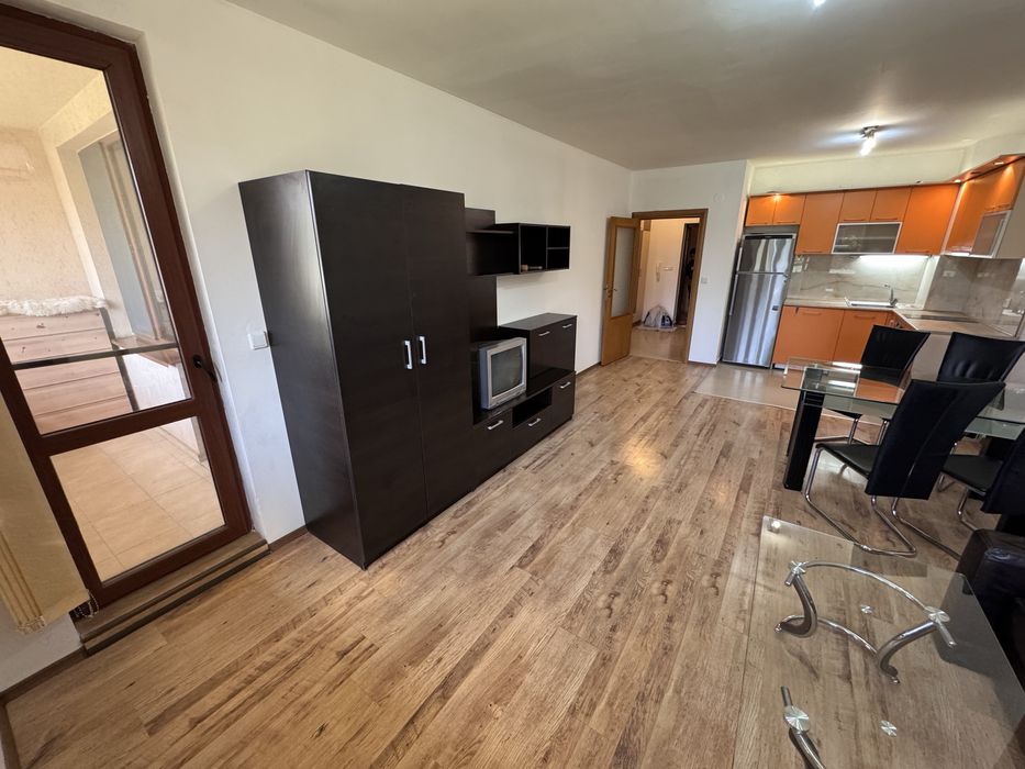 Дава се под наем Двустаен апартамент в София, Студентски град - 75 кв.м за 561 € - Снимка #6