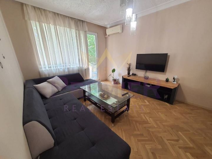 Дава се под наем Многостаен апартамент в Варна, Трошево - 90 кв.м за 586.5 € - Снимка #3