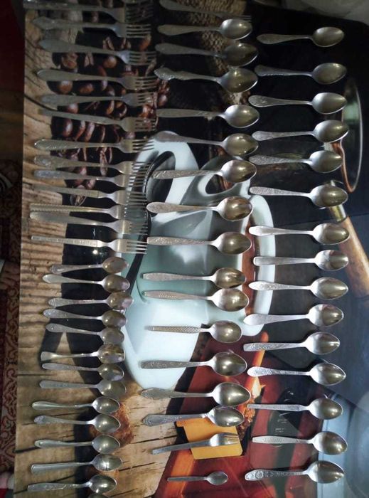 Продам ложки много недорого