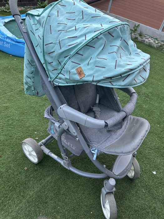 Carucior bebe de la nastere