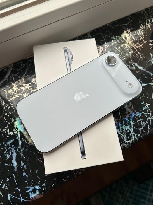 iPhone 17 air / 256 Gb