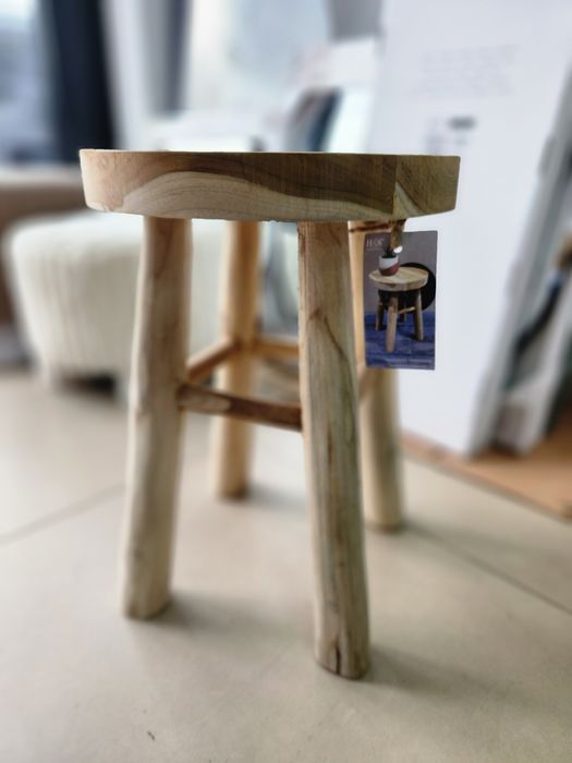 NOU Scaun lemn masiv, rotund