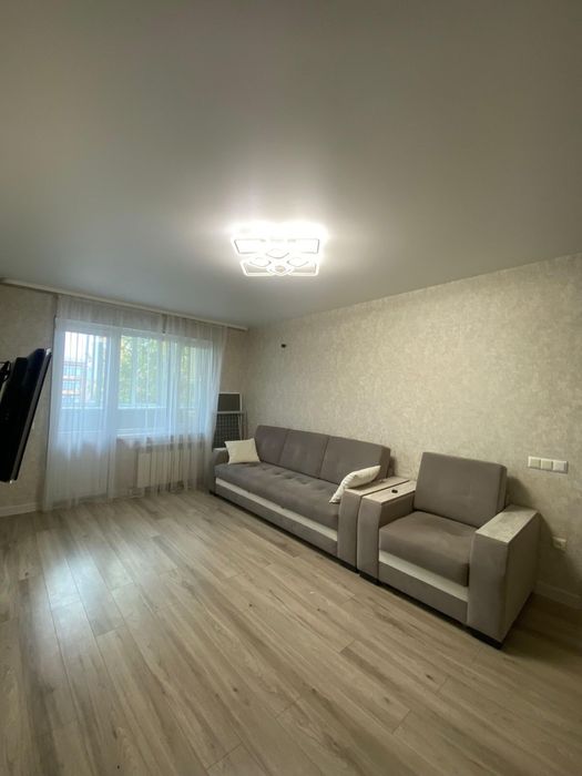 Продается 4комн кв.