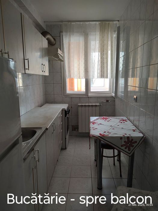 Închiriez două camere zona Auchan Lujerului